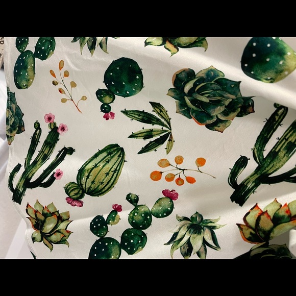 Boutique Cactus Summer Dress - Picture 3 of 4